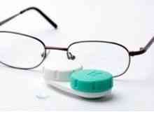 Brýle a kontaktní čočky, za jakých by měl zůstat?