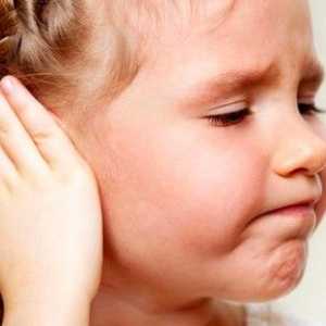 Zánět středního ucha u dětí, příznaky a léčba